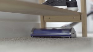 Watch Dyson V7 Battery on Amazon Live