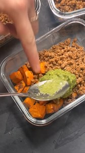 Easy lunch meal prep! 🍠🥑 | Hometalk with Foodtalk