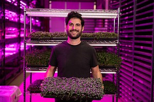 Free Webinar: How To Make $2,000 In 30 Days Or Less With Microgreens - Freedom Farmers