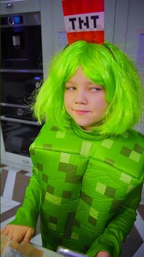 LIFE IN MINECRAFT: From Birth to DEATH! 💔🌍