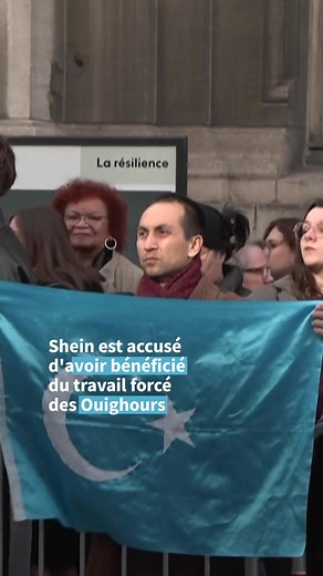 Le géant chinois de la fast-fashion Shein a ouvert à Paris sa première boutique physique au monde, dans un climat particulièrement tendu. La marque est en pleine polémique et le gouvernement français vient de saisir la justice pour suspendre l’activité de la plateforme chinoise⤵️ | Agence France-Presse