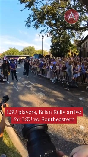 8K views · 100 reactions | Gearing up for another Louisiana Saturday night.⁠ ⁠ LSU faces Southeastern at 6:30 p.m. looking to move to 4-0 on the year.⁠ ⁠ Follow along here: bit.ly/46DRNsS | The Advocate (Baton Rouge, LA) | Facebook