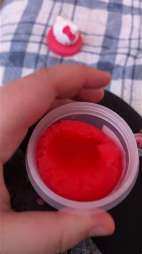 Hello Kitty, slime keychain