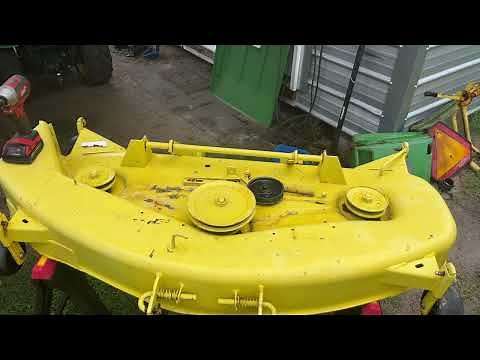 How to rebuild the spindles on a riding mower deck // John Deere 318 and other models