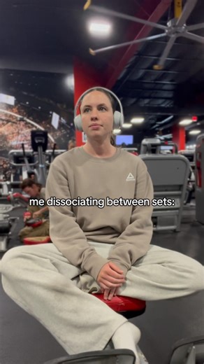 me 🤝 2-3 min rests #gymhumor #gymrat #lifting #fyp