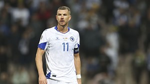 Dzeko torna in Serie A: accordo con la Fiorentina