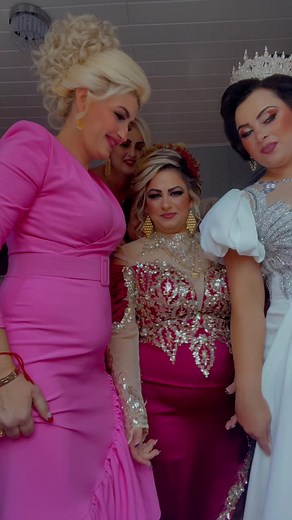 Elegant Women's Formal Attire for Special Occasions