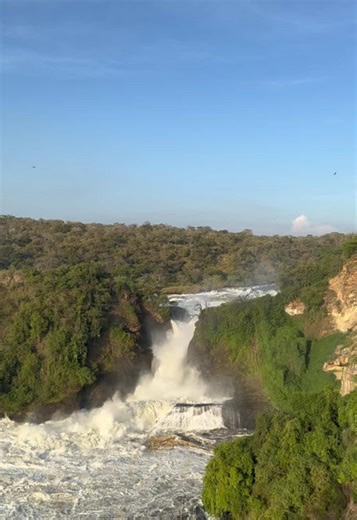 Explore Uganda: Africa in One Go