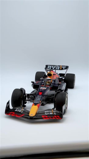 Who’s your favorite Formula One driver? We have a wide variety of Formula One models available on Livecarmodel.com. Shop now! | Livecarmodel.com