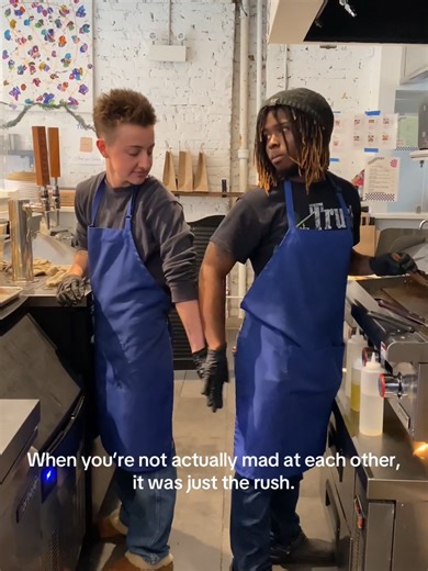 Experience Chicago's Best Cafes and Eats at MimisOnLincoln