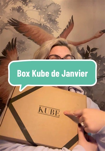 Gilded - Marissa Meyer #kube #gilded #lecture @Ta box livre préférée 💘