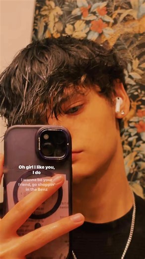 helix.17 (@helix.17)’s videos with sonido original - ciscxr