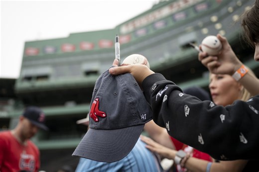 Young Red Sox fan starts family feud by throwing foul ball back