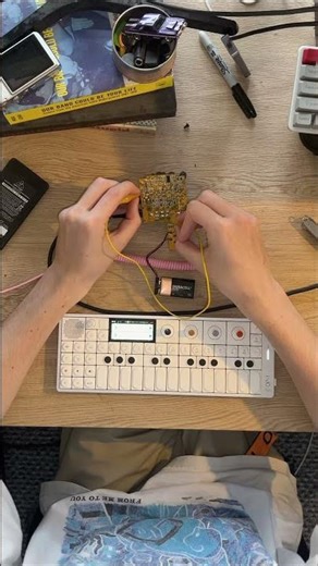 Circuit bending the behringer fuzz pedal for some crunchy drum sounds