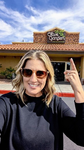 Laura Spath | Carnivore on Instagram: "Carnivore Diet at Olive Garden!? 😲🤯 First time trying Olive Garden for a Carnivore Diet and honestly I was super shocked and pleased with how good it was! I often call ahead to find out my options, which I did here. They wouldn't do the sides of meats without doing an entree... but they suggested I order the steak alfredo (no alfredo) and then they could add meat sides to that. Price Breakdown: Steak Alfredo $19.99 -Medium Rare + W/ Grilled 