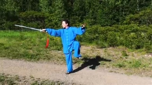 Montreal Kung Fu & Tai Chi on Instagram: "Tai Chi Sword 42 contains movements from the four majors styles of Tai Chi – Chen, Yang, Wu, and Sun. . #traditionalmartialarts #montrealtaichi #taichimontreal #qigong #taichimaster #taichisword #taichisword42"