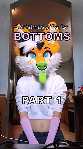 Scrubb (@scrubbyfox)’s videos with All I Want for Christmas Is You - Mariah Carey