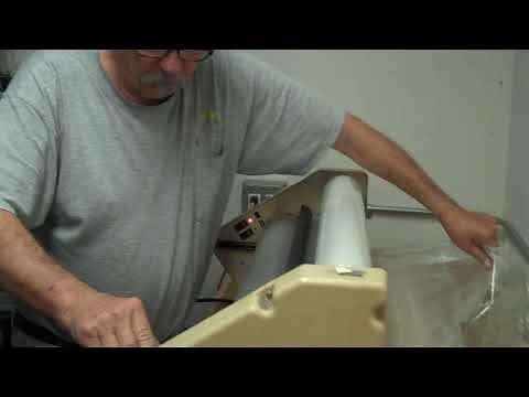 Basic loading of the EZ27 laminator