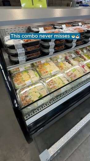 Easy Manicotti Recipe with Fresh Salad