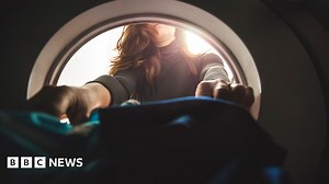 Plastic pollution: Washed clothing's synthetic mountain of 'fluff'