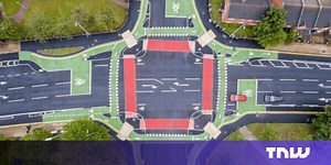 This UK intersection emulates Dutch road design to make city cycling safer