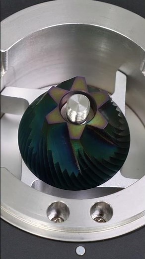 Varia VS6 Grinder - Full Review Out Now!