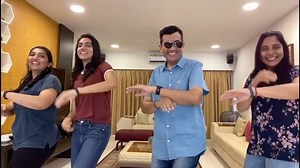 1.3M views · 10K reactions | When a non dancer has to do a choreographed dance toh bloopers toh bante hi hai! This was for my friend Puneet’s birthday.. It’s so nice to see ki iss lockdown mein we all are taking extra efforts to make our loved ones’ feel special even though we might not be there with them. #dance #funwithfamily #bloopers | Sanjeev Kapoor | Facebook