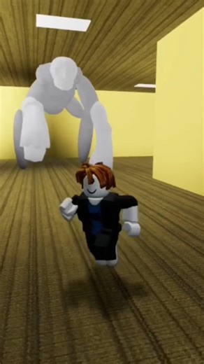 Surviving the Scariest SCP Monsters in Roblox in short video#roblox #scpvr #horror #viral #trending