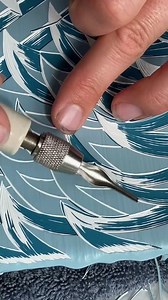 Wild ocean you have my heart 💙 beautiful waves rolling across this epic handcrafted skateboard 👊🏽 44 layers of carved acrylic. Awesome to get expressive with the final depth and splattering. ✨ . . #hannahjensenart #carver #carving #artistlife #art #paintcarving #paintcarver #creative #inspire #nature #acrylic #carvingpaint #artist #acrylicpaint #waves #ocean #skateboard #skateboardart | Hannah Jensen Fox - Paint Carver