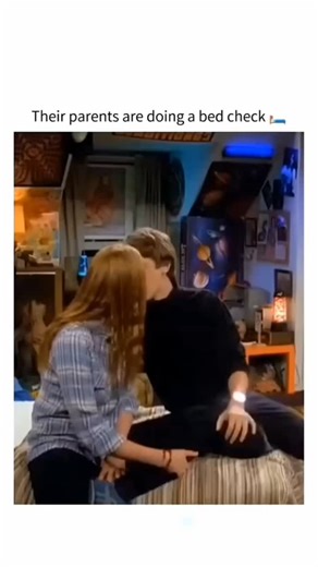 Movie_content_clips on Instagram: "The Time Traveler's Wife: A Cinematic Marvel To match the film's non-linear narrative, Eric Bana and Rachel McAdams filmed scenes out of sequence, capturing the highs and lows of their characters' love story. McAdams joked about the difficulty, saying it felt like 'time traveling' to keep up with Clare's dynamic emotions. Ratings: IMDB - 8.1/10 Rotten Tomatoes - 84% Follow us for daily movie clips#TheTimeTravelersWife #moviefacts #explorepost"