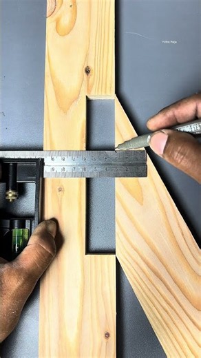 How to measure wood angles #woodworking #carpentry #woodwork #tipsntricks #diy