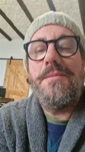 Salva Marina on Instagram: "#Tabletom #Documetales #Malaga #musically #Musica Tenéis que poner en youtube " Todos somos estrellas" Tabletom"