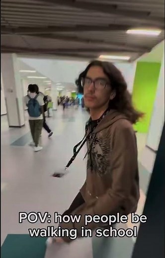 POV : How people be walking in school