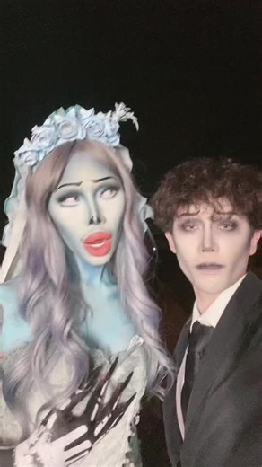 Elaborate Costume Showcase: A Visual Journey