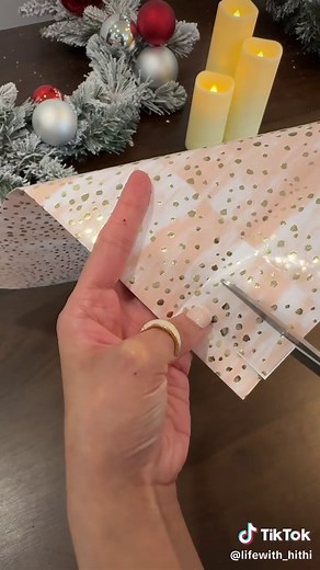 How to Wrap a Candle Gift: Creative Techniques