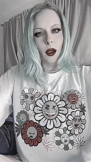 SmokeyBallz.💨💚💨 (@smokeyballz.suarez)’s videos with original sound - wickedmaman8ghtmare🖤🎃