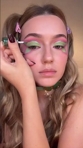 Flora makeup tutorial🧚💐 #makeuptutorial #florawinx #winxclub #fairymakeup #shorts #vlog