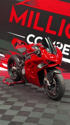 Best Colour for a Ducati Superbike — Ultimate Choice