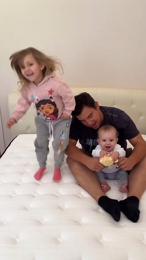 The @originmattress_au Lumber Cloud mattress is a must-have if you suffer from back or joint pain. This luxury mattress is specifically designed with comfy super-plush Lumber Cloud pillow top for therapeutic support and pressure relief. It’s the most comfortable mattress I’ve laid on and it gives me the best nights' sleep. It has won 20 international awards and I love that they give you a 120 night trial. . . . #originmattress #originmattressau . . Reposted from @/mama.and.her.gumnuts on IG. | O