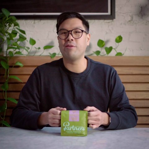 PARTNERS COFFEE ROASTERS - Whole Bean Coffee (Manhattan - Dark Roast) 12oz - Rich, Deep, & Flavorful Omniroast - Whole Coffee Beans - Lab Tested for Mycotoxins & Heavy Metals - Hand Roasted in NYC