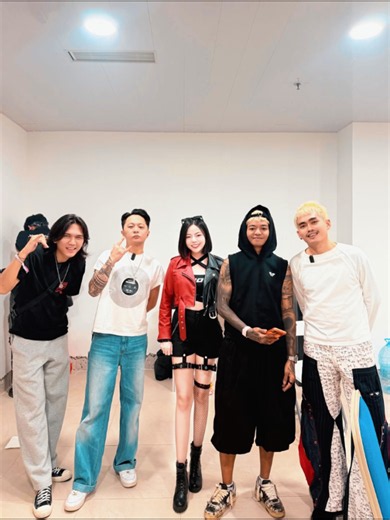 asoyy jd anak kuliahan masih cocok nih🤟😎 #bravy #bravysonvconk #yb #misteraloy #ibot13