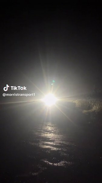 Go with the Flow: Morris Transport T659 in Action