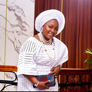 Iku doro o, O ma se o, Gbajumọ Olorin ẹmi nni, Bunmi Akinnaanu Adeoye ti ọpọ mọ sí Omije Ojumi ti dágbére f'aye lẹyin ailera tó ba àgọ ara rẹ finra | Adeyefa Olatunde Lawrence