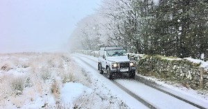 Live updates as snow hits Devon and weather warning in place