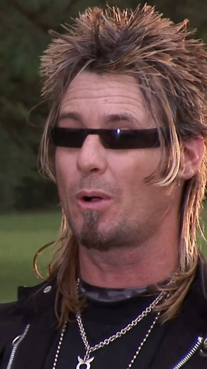 Billy Enters a WASP WARZONE! | Billy the Exterminator on A&E