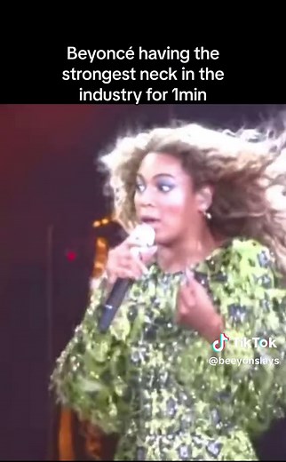 Beyoncé’s vocals this…Beyoncé’s dancing that…what about Beyoncé’s NECK?!?!?! #beyonce #renaissanceworldtour #rwt2023 #renaissance #funnymoments #beyoncefunnymoments #beyhive #fypシ