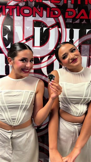 only the most iconic backgrounds on the zenith tour comment your fave backstage moment!! #IDDANCECOMPETITION #IDzenithtour #artisticpeak
