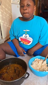 New student having lunch #foodie | Cut The camera