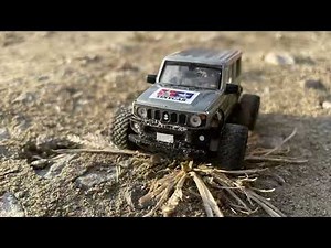 ジムニーファン待望の超ミニラジコン・ターボレーシング・ジムニー！オフロードコースを走る！ 1/76サイズの手のひらサイズラジコン！