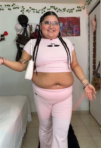 💋 #fyp #fypシ゚ #Aesthetic #plussizefashion #honnypadilla | honnypadilla